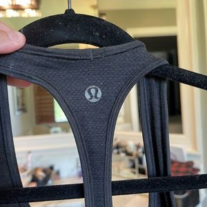 Lululemon tank with built in bra